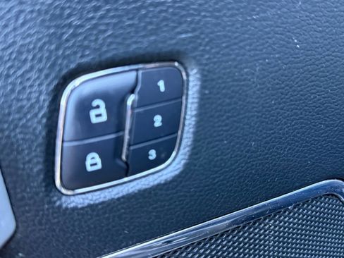 Used 2015 Ford F150 Lariat w/ Equipment Group 502A Luxury image 18