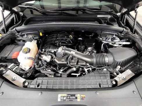 Used 2024 Jeep Grand Cherokee L Limited w/ Luxury Tech Group II image 9