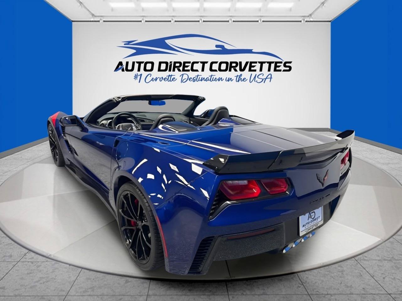 Used 2017 Chevrolet Corvette Grand Sport w/ Z07 Performance Package RWD image 11