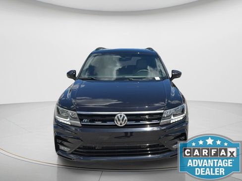 Certified 2020 Volkswagen Tiguan SE R-Line FWD image 2