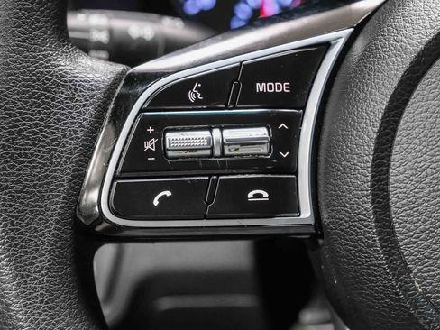 Used 2020 Kia Forte LXS FWD image 28