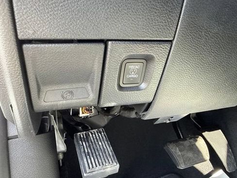 New 2026 RAM 2500 Tradesman AWD/4WD image 25
