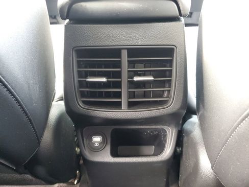 Used 2023 Kia Seltos S w/ Navigation Package image 15