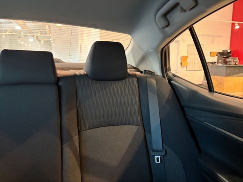 Used 2025 Toyota Camry LE image 36