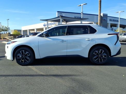 New 2026 Subaru Solterra Premium image 4