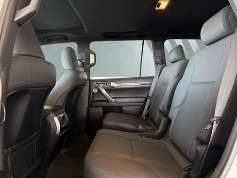 Certified 2022 Lexus GX 460 Premium AWD/4WD image 11