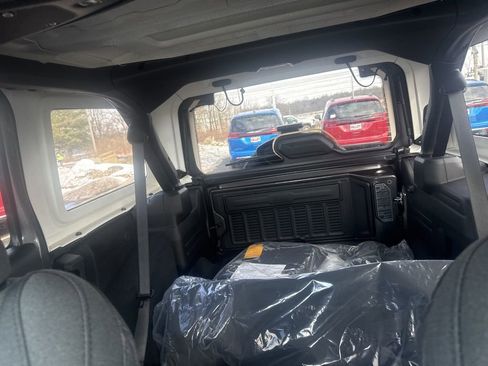 New 2025 Jeep Wrangler Sport S image 30