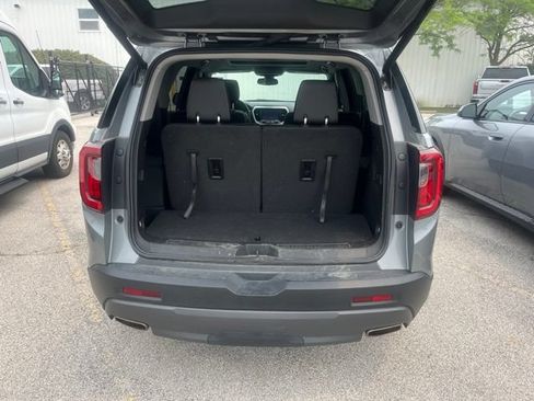 Used 2023 GMC Acadia SLT w/ Elevation Edition AWD/4WD image 9