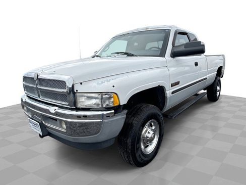 Used 2000 Dodge Ram 2500 Truck Truck Pickup Truck image 1