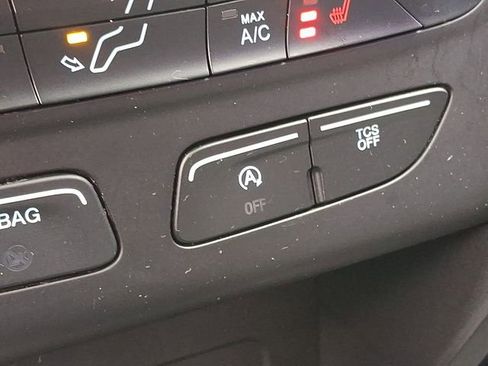 Used 2018 Ford Escape SE AWD/4WD image 23