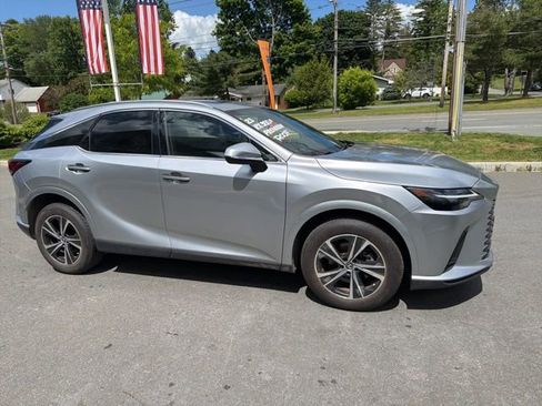 Used 2023 Lexus RX 350h w/ Accessory Package (2T) AWD/4WD image 17