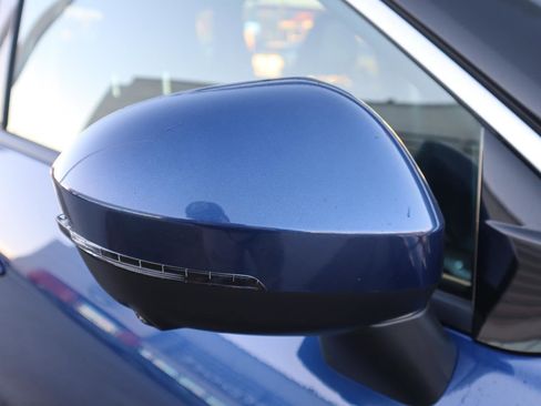 Used 2023 Nissan Rogue SL w/ SL Premium Package image 13