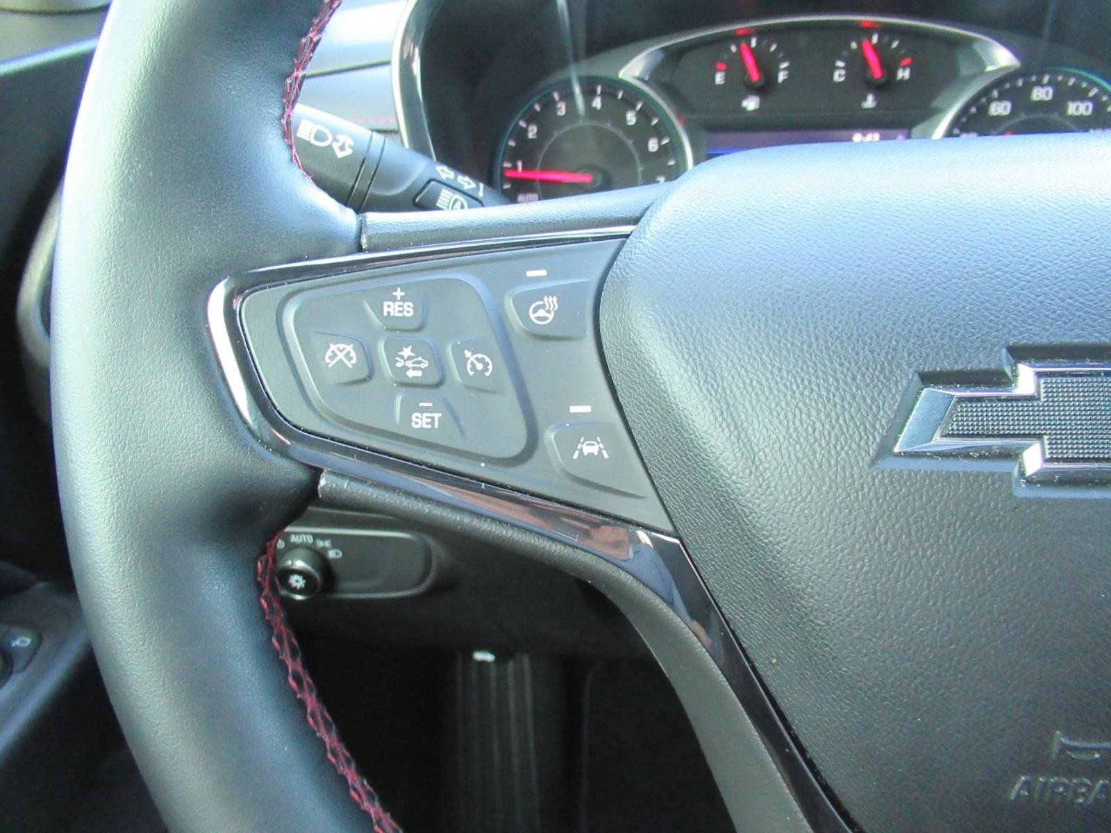 Certified 2023 Chevrolet Equinox RS FWD image 24