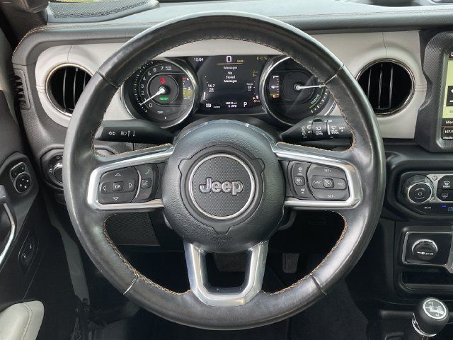 Used 2022 Jeep Wrangler Unlimited Sahara AWD/4WD image 12
