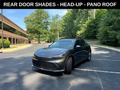 Used 2023 Genesis GV60 Advanced AWD/4WD image 4
