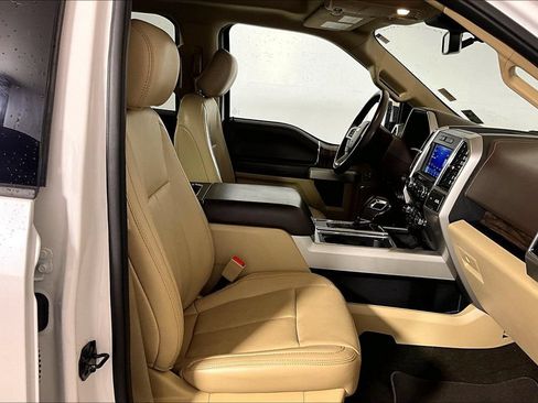 Used 2019 Ford F150 Lariat AWD/4WD image 6