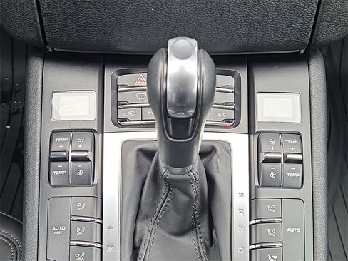 Certified 2016 Porsche Macan S image 13