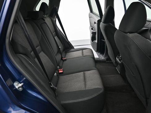 Used 2024 Nissan Rogue SV AWD/4WD image 9