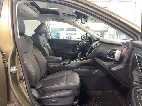 Used 2025 Subaru Outback Limited AWD/4WD image 25