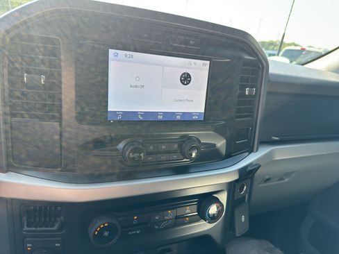 Used 2023 Ford F150 XLT AWD/4WD image 15
