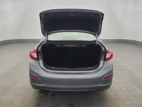 Used 2018 Chevrolet Cruze LT FWD image 29