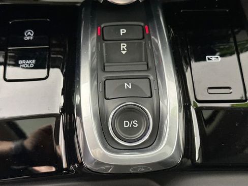 Used 2024 Acura MDX FWD image 15