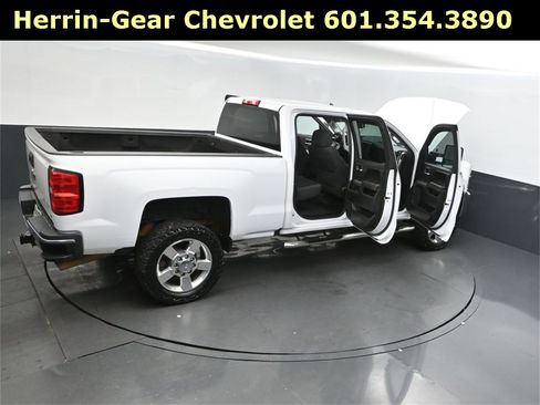 Used 2016 Chevrolet Silverado 2500 LT image 46