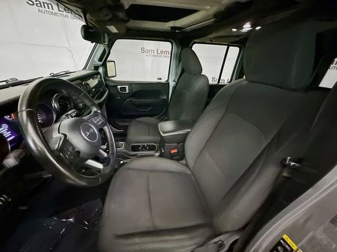 Used 2020 Jeep Wrangler Unlimited Sport AWD/4WD image 19