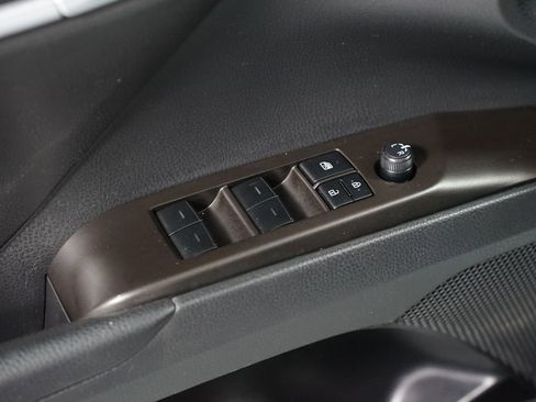 Used 2023 Toyota Camry SE FWD image 29
