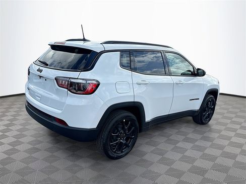 New 2026 Jeep Compass Latitude image 5