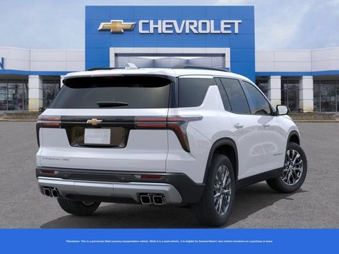 Used 2026 Chevrolet Traverse LT w/ Sun and Wheel Package AWD/4WD image 5