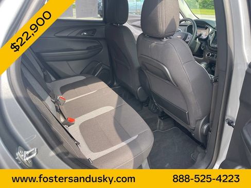Used 2023 Chevrolet TrailBlazer LT w/ Convenience Package AWD/4WD image 17
