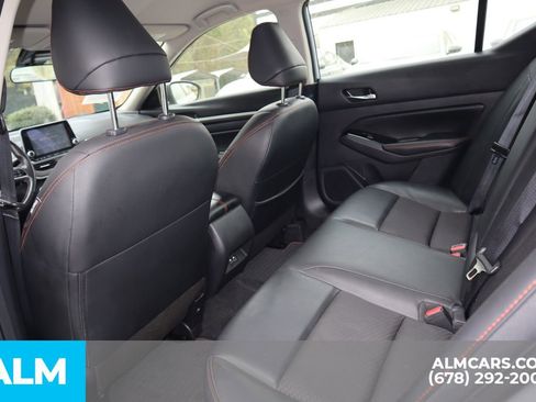 Used 2025 Nissan Altima 2.5 SR FWD image 17