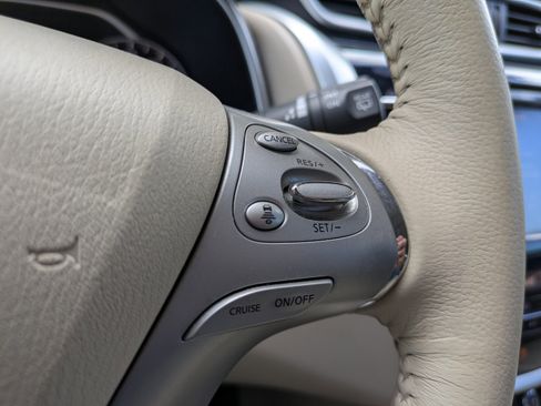 Used 2017 Nissan Murano Platinum w/ Platinum Technology Package image 24