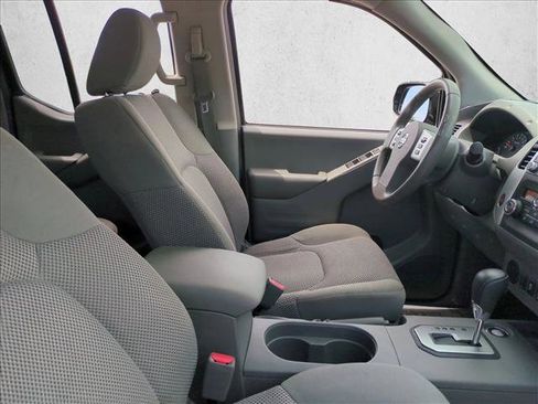 Used 2021 Nissan Frontier SV w/ Midnight Edition Floor Mats RWD image 19