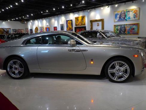 Used 2016 Rolls-Royce Wraith RWD image 8