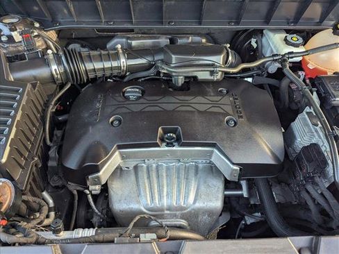 Used 2019 GMC Acadia SLE image 22