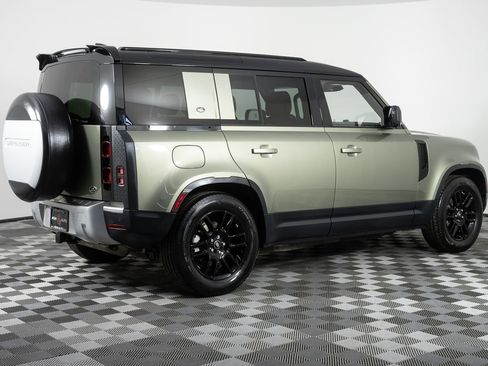 Used 2020 Land Rover Defender 110 S image 8