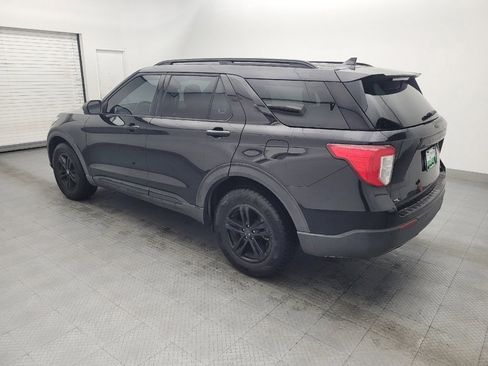 Used 2020 Ford Explorer XLT w/ Comfort Package AWD/4WD image 3