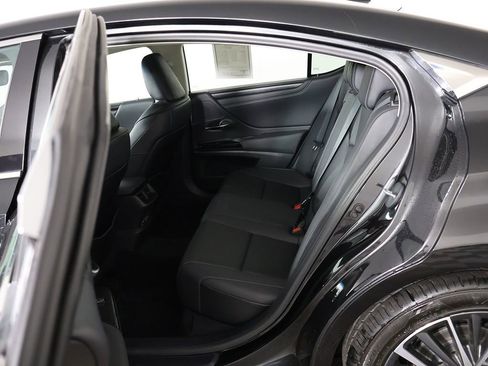 Used 2023 Lexus ES 350 w/ Premium Package FWD image 30