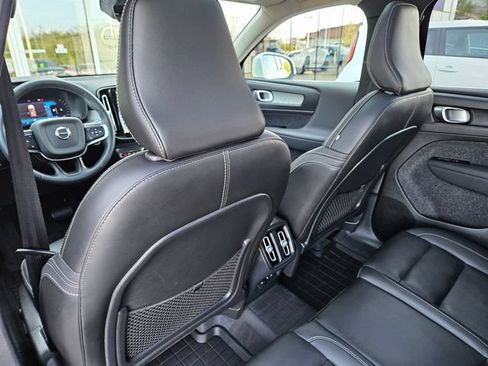 Certified 2024 Volvo XC40 B5 Ultimate w/ Protection Package Premier AWD/4WD image 16