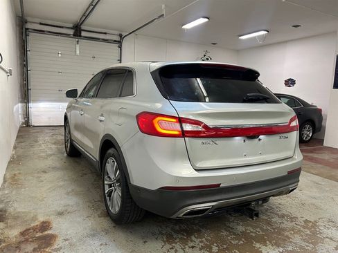 Used 2016 Lincoln MKX Reserve w/ Technology Package image 4