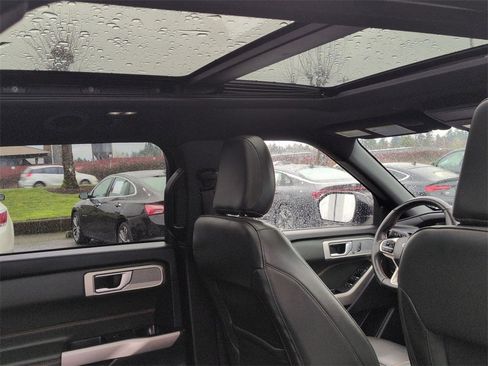 Used 2022 Ford Explorer Timberline w/ Timberline Technology Package image 30