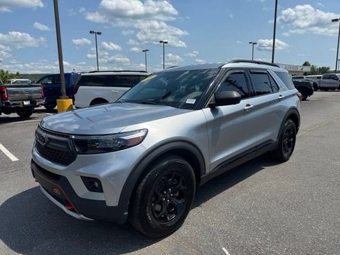 Used 2022 Ford Explorer Timberline AWD/4WD image 3
