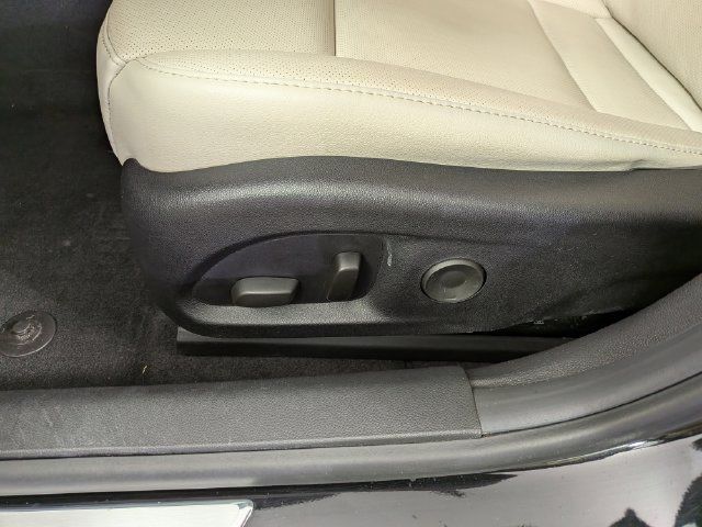 Certified 2023 Cadillac CT4 Premium Luxury AWD/4WD image 17