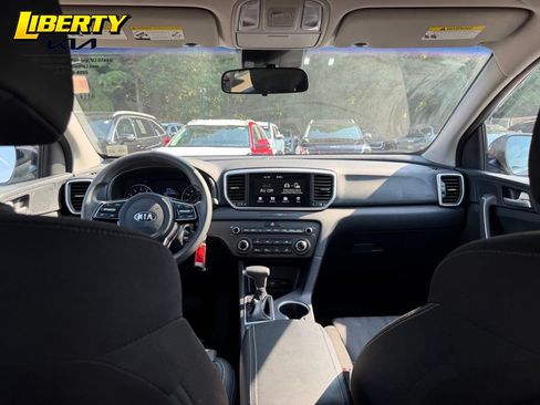 Used 2022 Kia Sportage LX AWD/4WD image 12