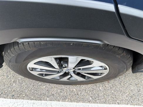 Used 2024 Subaru Outback Premium AWD/4WD image 10