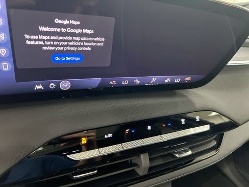 New 2026 Buick Enclave Sport Touring w/ Power Package AWD/4WD image 17