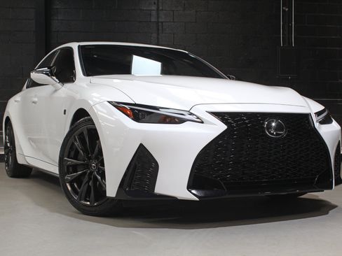 Used 2024 Lexus IS 350 F Sport RWD image 11