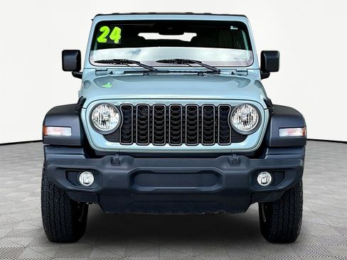 Used 2024 Jeep Wrangler Unlimited Sport AWD/4WD image 2